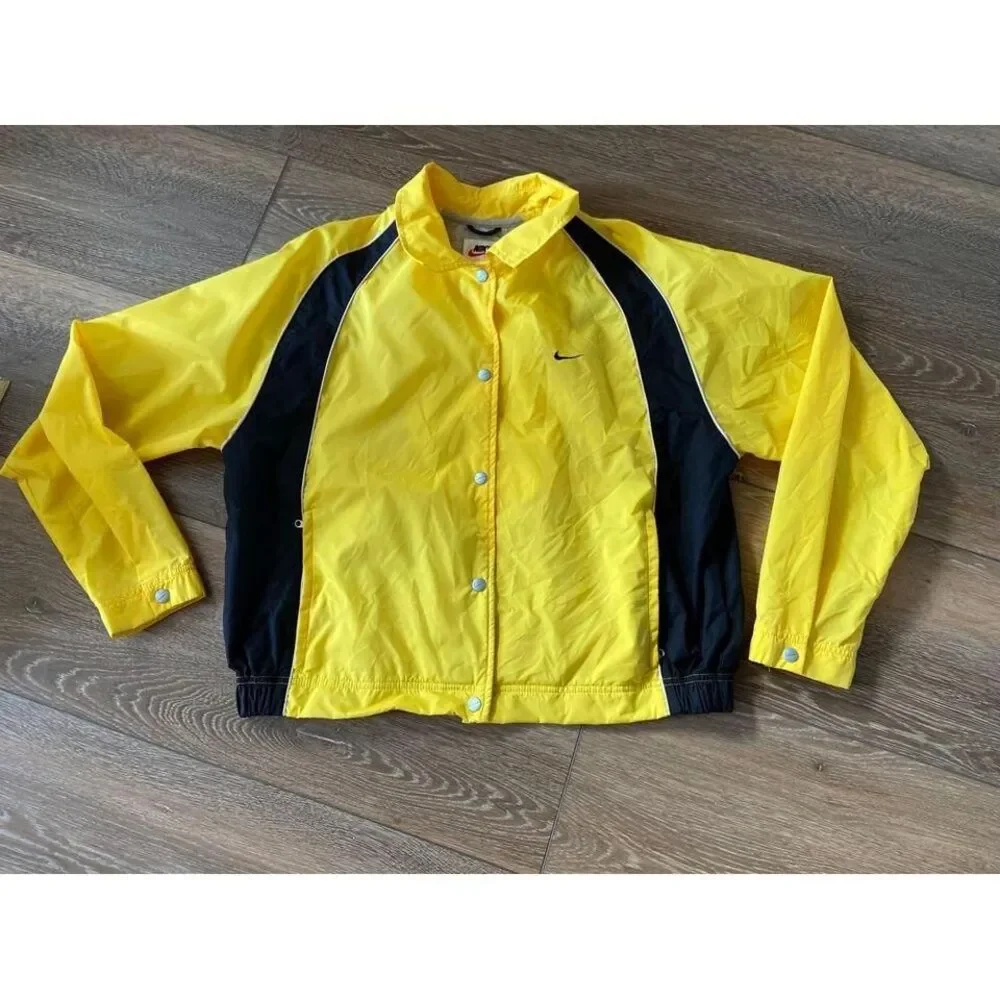 Vintage Nike yellow‎ windbreaker lightweight jacket